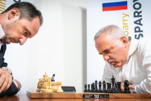 Kasparov vs Topalov: Belajar & Berita Catur – Menguak Pertarungan Epik dan Evolusi Permainan