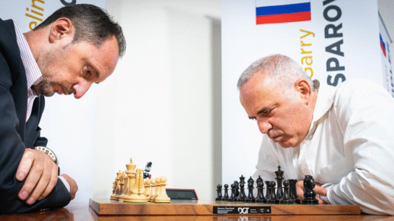 Kasparov vs Topalov: Belajar & Berita Catur – Menguak Pertarungan Epik dan Evolusi Permainan